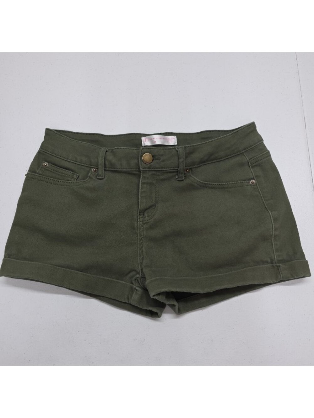 No Boundaries Juniors Cilantro Green Stretch Denim Booty Shorts Sz 15 (30x2.5)